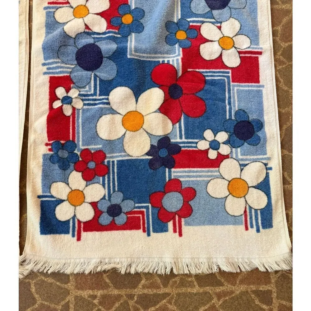 Vintage Rare Cannon Towel Set of 2 1970s Great Day Flower Power